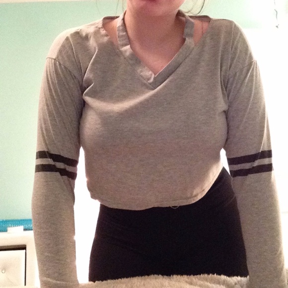 gray crop top with black strips on arms - Picture 1 of 2